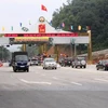 Trạm thu phí của dự án BOT Quốc lộ 6 đoạn Xuân Mai-Hòa Bình. (Ảnh: Việt Hùng/Vietnam+)