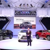 Lexus RX đời mới 2016 "chào hàng" tại Việt Nam giá hơn 3 tỷ đồng 