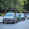 Các đơn vị có số lượng phương tiện dưới 50 xe sẽ bị thu hồi phù hiệu “Taxi Hà Nội”. (Ảnh: TTXVN)