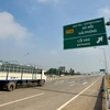 Phương tiện lưu thông trên đường cao tốc Hà Nội-Hải Phòng. (Ảnh: Minh Sơn/Vietnam+)