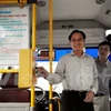Vé tháng điện tử xe buýt trên tuyến Giáp Bát-Cầu Giẽ. (Ảnh: Việt Hùng/Vietnam+)