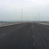 Dự án đường ôtô Tân Vũ-Lạch Huyện đang hoàn thiện nốt các hạng mục cuối cùng để thông xe và đưa vào khai thác. (Ảnh: Việt Hùng/Vietnam+)