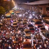 Ùn tắc giao thông là vấn nạn của các đô thị trong đó có Hà Nội. (Ảnh: PV/Vietnam+)
