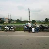 Nhiều phương tiện xe máy dính phải đinh trên cao tốc Hà Nội-Bắc Giang. (Nguồn ảnh: otofun.net)