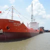 Tàu chở dầu, hóa chất trọng tải 6.500 tấn xuất khẩu sang Hàn Quốc. (Ảnh: Việt Hùng/Vietnam+)