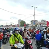 Nhiều tuyến đường thủ đô Hà Nội rơi vào cảnh ùn tắc cục bộ khi người dân trở về sau kỳ nghỉ Tết Nguyên đán. (Ảnh: Việt Hùng/Vietnam+)