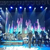 Dàn nhạc Jazz trẻ của Bang Baden-Württemberg nước Đức biểu diễn tại khu vực đường Đinh Tiên Hoàng-Vườn hoa Lý Thái Tổ. (Ảnh: Việt Hùng/Vietnam+)