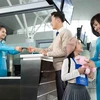 Vietnam Airlines sẽ tặng vé máy bay cho trẻ em và học sinh giỏi với mong muốn mang đến cho các em cơ hội được trải nghiệm những chuyến đi bổ ích và lý thú. (Ảnh: Đức Anh)