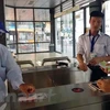 Hà Nội tạm dừng sử dụng thẻ vé điện tử trên xe buýt nhanh BRT 01 Kim Mã-Yên Nghĩa. (Ảnh: Việt Hùng/Vietnam+)