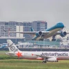 Vietnam Airlines và Jetstar Pacific đã vận chuyển hơn 7 triệu khách trong cao điểm Hè. (Ảnh: CTV/Vietnam+)