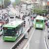 Xe buýt nhanh BRT đã phát huy hiệu quả về thời gian, tần suất và lưu lượng người dân lựa chọn làm phương tiện đi lại. (Ảnh: Vietnam+)