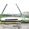 Đoàn tàu metro Nhổn-ga Hà Nội được đưa lên đường ray tại khu Depot Nhổn. (Ảnh: MRB cung cấp)