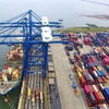Hoạt động hàng hải đóng góp nhiều vào việc duy trì chuỗi cung ứng hàng hóa. (Ảnh: CTV/Vietnam+)