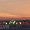 Hệ thống đèn hiệu mới được hoàn thành tại Cảng hàng không quốc tế Tân Sơn Nhất. (Ảnh: TTXVN)