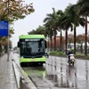 Hà Nội vừa đưa tuyến buýt điện E06 lộ trình Bến xe Giáp Bát-Khu đô thị Smart City vào hoạt động từ 1/4. (Ảnh: CTV/Vietnam+)