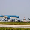 Máy bay của Vietnam Airlines hạ cánh tại một sân bay. (Ảnh: CTV/Vietnam)