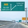 Dự án cao tốc Mai Sơn-Quốc lộ 45 đang hoàn thiện nốt những hạng mục cuối để khánh thành dịp 30/4 tới. (Ảnh: Tuấn Anh/TTXVN)