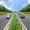 Phương tiện lưu thông trên tuyến cao tốc do VEC quản lý, khai thác và vận hành. (Ảnh: PV/Vietnam+)
