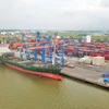 Quy hoạch phát triển hệ thống cảng cạn sẽ đáp ứng nhu cầu vận chuyển hàng hóa xuất nhập khẩu, tăng năng lực thông qua hàng hóa của các cảng biển. (Ảnh: CTV/Vietnam+)