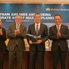 Vietnam Airlines và Tập đoàn sản xuất máy bay Boeing đã ký kết bản ghi nhớ về việc chào bán 50 máy bay thân hẹp Boeing 737 MAX với giá trị 10 tỷ USD. (Ảnh: Việt Hùng/Vietnam+)