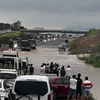 Cao tốc Phan Thiết-Dầu Giây đoạn đi qua địa phận tỉnh Bình Thuận bị ngập nước do mưa lớn vào ngày 29/7 vừa qua. (Nguồn: Otofun)