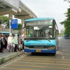 Các tuyến buýt của Tổng công ty Vận tải Hà Nội đã vận chuyển ước đạt khoảng 118 triệu lượt trong sáu tháng đầu năm nay. (Ảnh: Việt Hùng/Vietnam+)