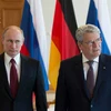 Tổng thống Đức Joachim Gauck đón tiếp người đồng cấp Nga Vladimir Putin tại lâu đài Bellevue tháng 5/2012. (Nguồn: der Spiegel)