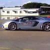 Lamborghini Aventador bốc cháy ngay trong buổi chạy thử