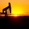 Giá dầu giảm do các nhà đầu tư đẩy mạnh bán ra chốt lời