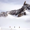 Pháp: Ba nhà leo núi thiệt mạng do ngã từ sườn núi Mont-Blanc 