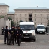 Pháp bắt 6 nghi can tuyển mộ các chiến binh thánh chiến Hồi giáo