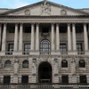 Ngân hàng trung ương Anh trì hoãn kế hoạch tăng lãi suất cơ bản