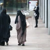 Hà Lan quyết định cấm đeo mạng che mặt tại một số nơi công cộng