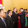 Trao tặng Kỷ niệm chương cho cán bộ an ninh Lào tại Việt Nam