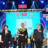 Hanwha Life Việt Nam nhận giải thưởng Rồng Vàng 2014 với danh hiệu "Dịch vụ chất lượng". (Nguồn: hanwhalife.com.vn)