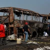 Hiện trường một vụ cháy xe buýt tại Mexico. (Nguồn: AP)