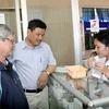 Cấp phát thuốc BHYT tại Bệnh viện Đa khoa Lâm Đồng. (Ảnh: Đặng Tuấn/TTXVN)