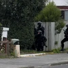 Cảnh sát New Zealand truy lùng nghi phạm trong một vụ nổ súng tại thị trấn Ashburton tháng 8/2014. Ảnh minh họa. (Nguồn: Fairfax NZ)
