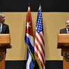 Chủ tịch Cuba Raúl Castro và Tổng thống Mỹ Barack Obama. (Nguồn: AFP/TTXVN)