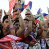 Những người míttinh ủng hộ ứng cử viên Rodrigo Duterte tại Manila. (Nguồn: AFP/TTXVN)