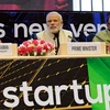 Bộ trưởng Thương mại Nirmala Sitharaman (trái) và Bộ trưởng Tài chính Arun Jaitley trong sự kiện "Khởi nghiệp Ấn Độ" ở New Delhi ngày 16/1. (Nguồn: EPA/TTXVN)