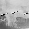 Máy bay của không quân Việt Nam xuất kích tiêu diệt máy bay Mỹ. (Ảnh: Tư liệu TTXVN)