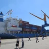Tàu 20.000 tấn cập cảng Chu Lai-Trường Hải. (Ảnh: Nguyễn Sơn/Vietnam+)