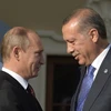 Tổng thống Thổ Nhĩ Kỳ Recep Tayyip Erdogan (phải) trong cuộc gặp với Tổng thống Nga Vladimir Putin tại Saint Petersburg ngày 5/9/2013. (Nguồn: AFP/TTXVN)