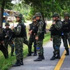 Cảnh sát Thái Lan điều tra tại hiện trường vụ đánh bom ở tỉnh Narathiwat, miền nam Thái Lan ngày 15/8. (Nguồn: AFP/TTXVN)