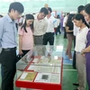 Triển lãm bản đồ và trưng bày tư liệu “Hoàng Sa, Trường Sa của Việt Nam- Những bằng chứng lịch sử và pháp lý” tại Bình Thuận. Ảnh minh họa. (Nguồn: TTXVN)