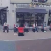 [Video] Độc đáo ghế tự động xếp hàng thông minh ProPILOT