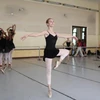 Nữ sinh Mỹ Catherine Conley tại Học viện Ballet quốc gia Cuba. (Nguồn: Reuters)