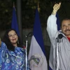 Tổng thống Nicaragua Daniel Ortega (phải) và Đệ nhất phu nhân Rosario Murillo sau cuộc bỏ phiếu ở Managua ngày 6/11. (Nguồn: AP/TTXVN)