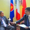 Đại sứ Việt Nam tại Italy Cao Chính Thiện trả lời phỏng vấn. (Ảnh: Đức Hòa/TTXVN)